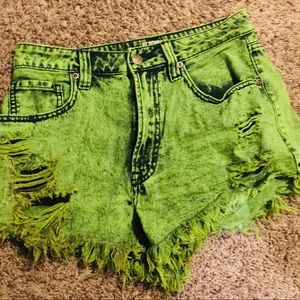Hot Topic Green Punk cutoff shorts size 3 goth Y2K